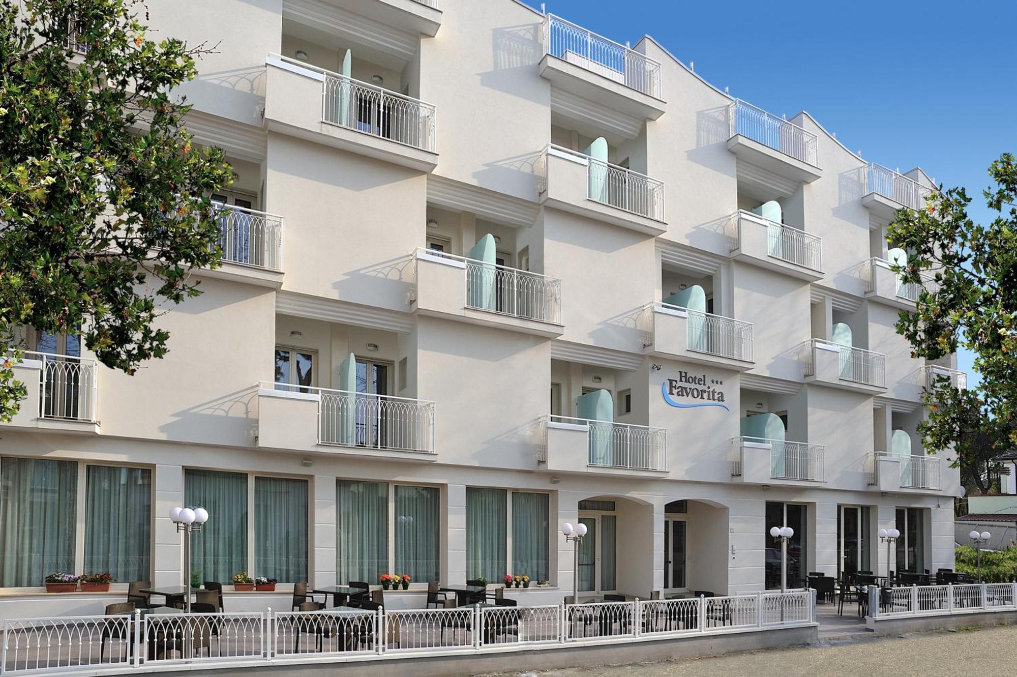 Hotel Favorita Cesenatico Buitenkant foto