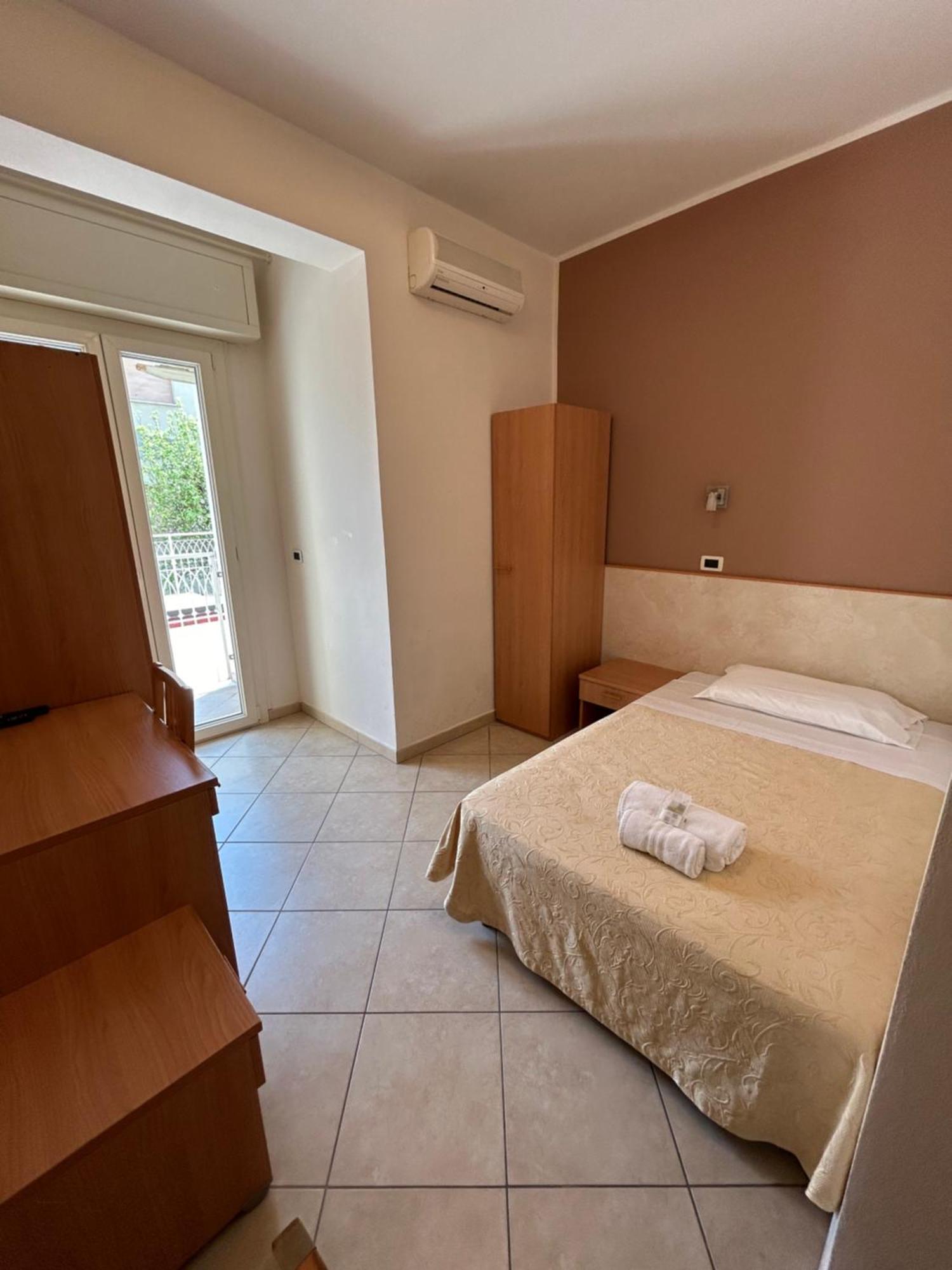 Hotel Favorita Cesenatico Buitenkant foto