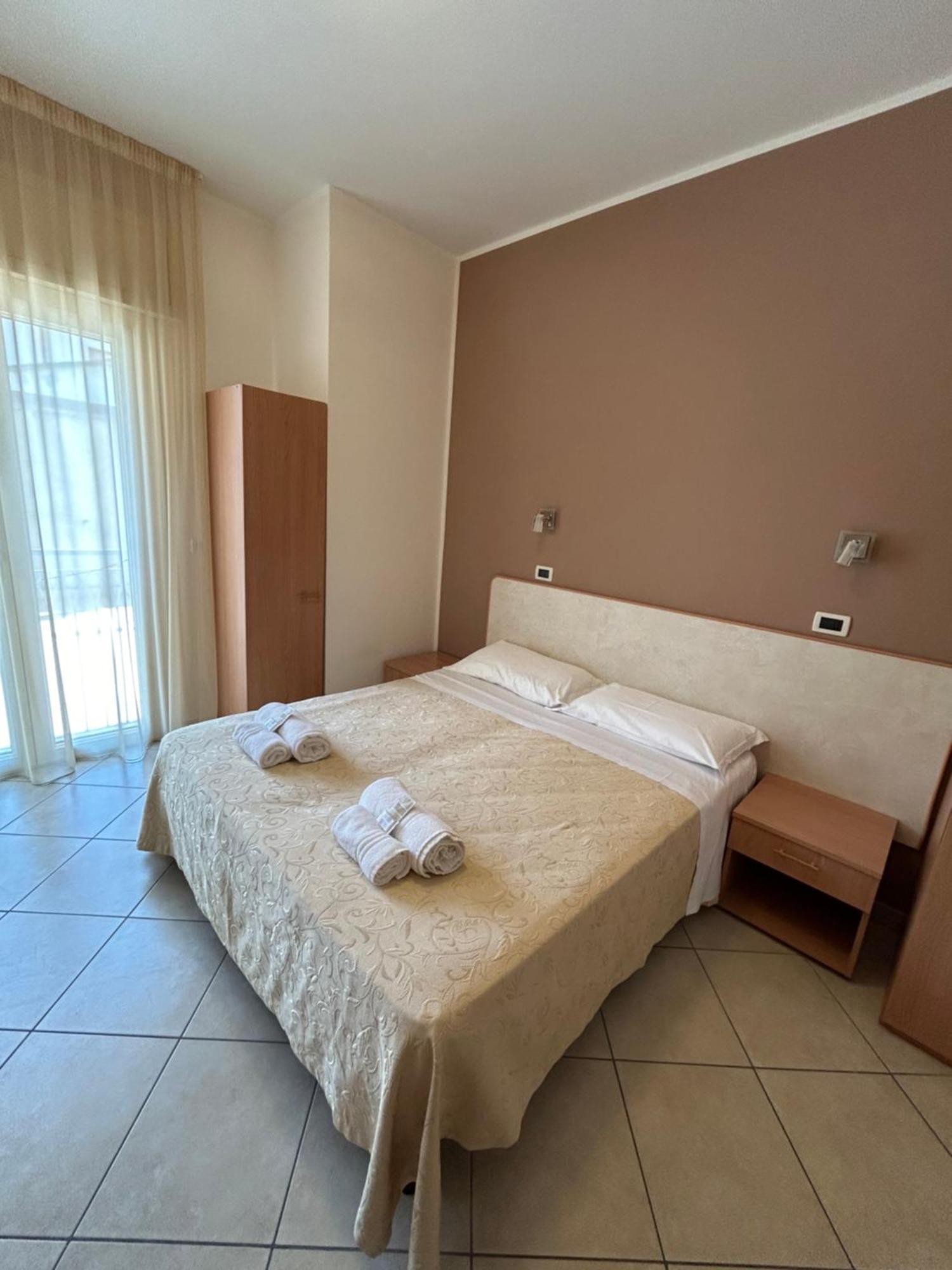 Hotel Favorita Cesenatico Buitenkant foto