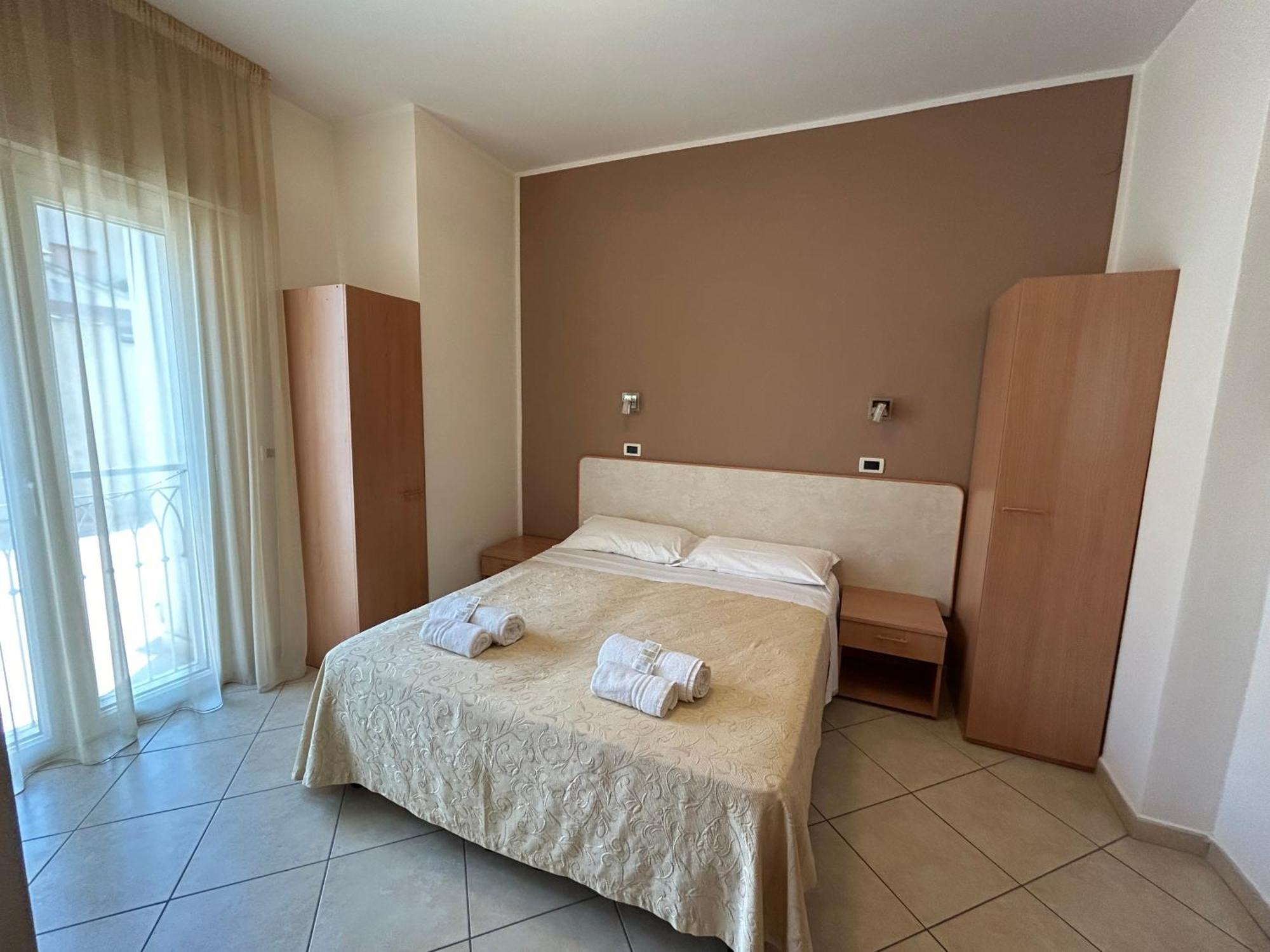 Hotel Favorita Cesenatico Buitenkant foto