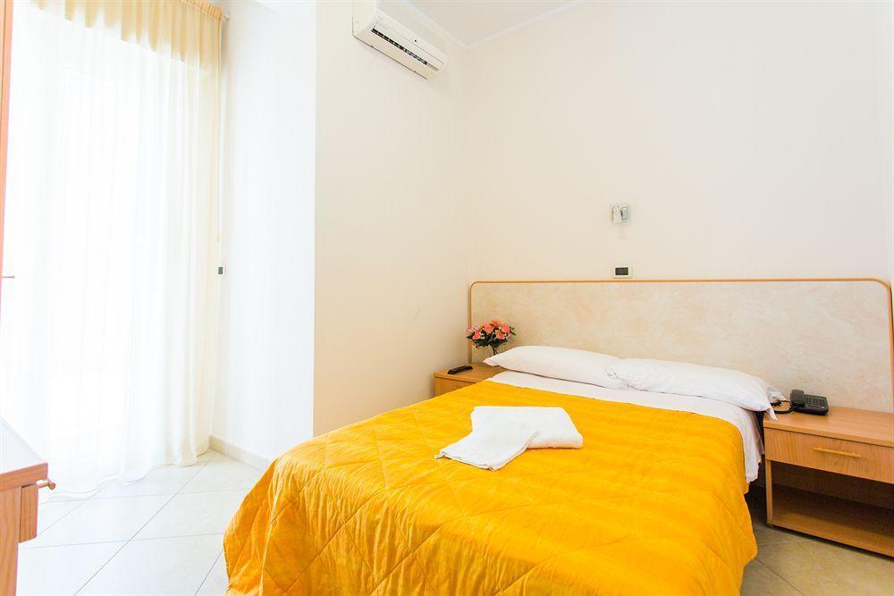 Hotel Favorita Cesenatico Buitenkant foto